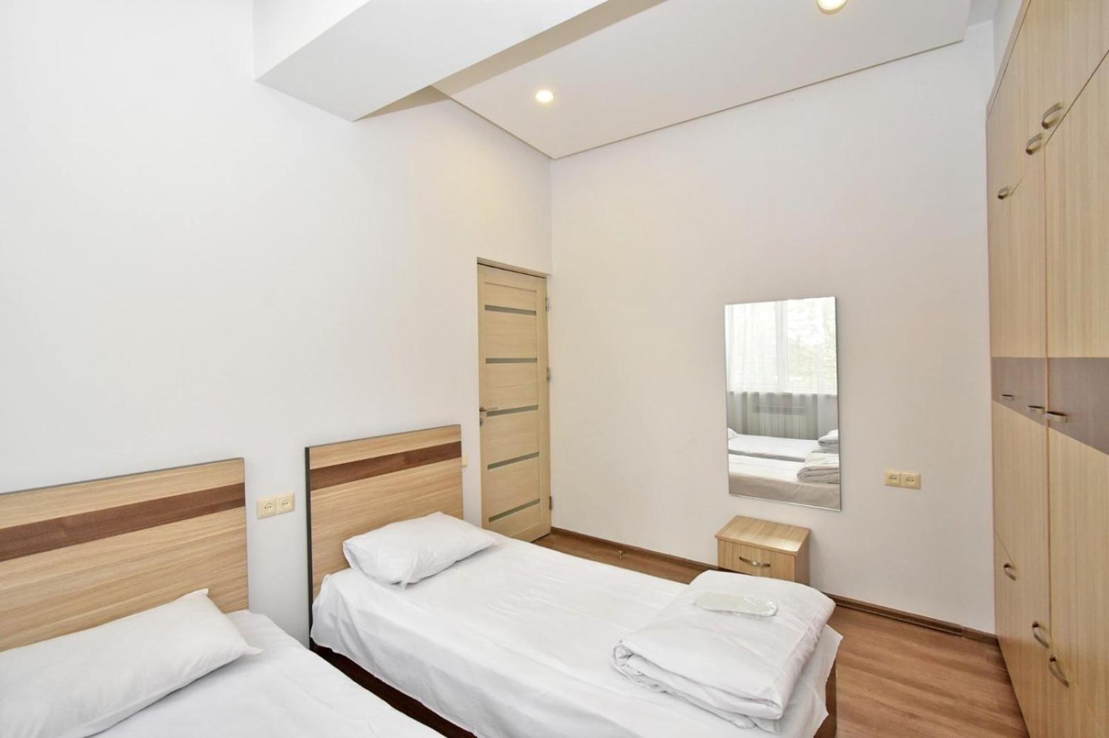Rent Inn Yerevan On Chaykovski Street Extérieur photo