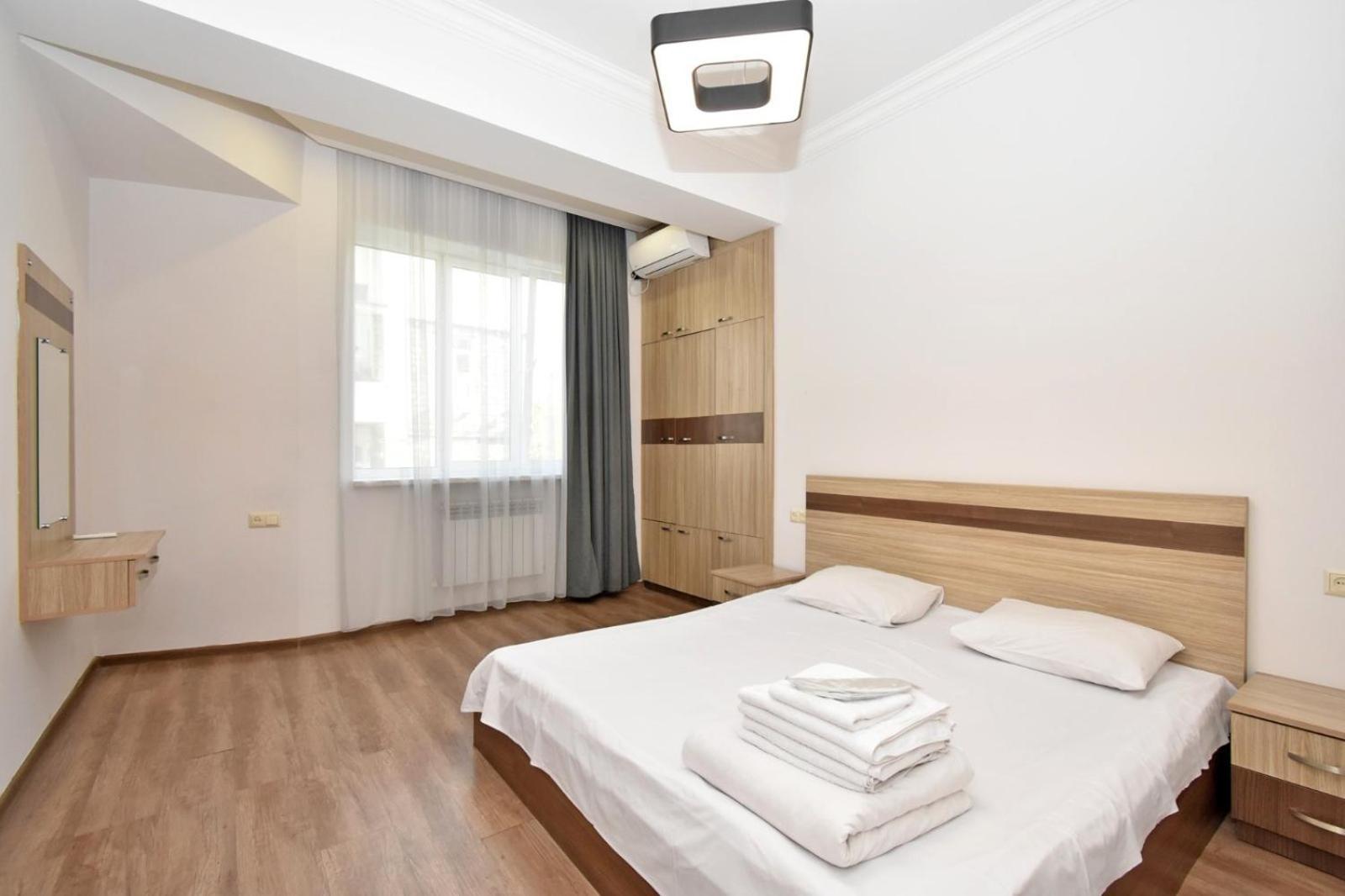 Rent Inn Yerevan On Chaykovski Street Extérieur photo